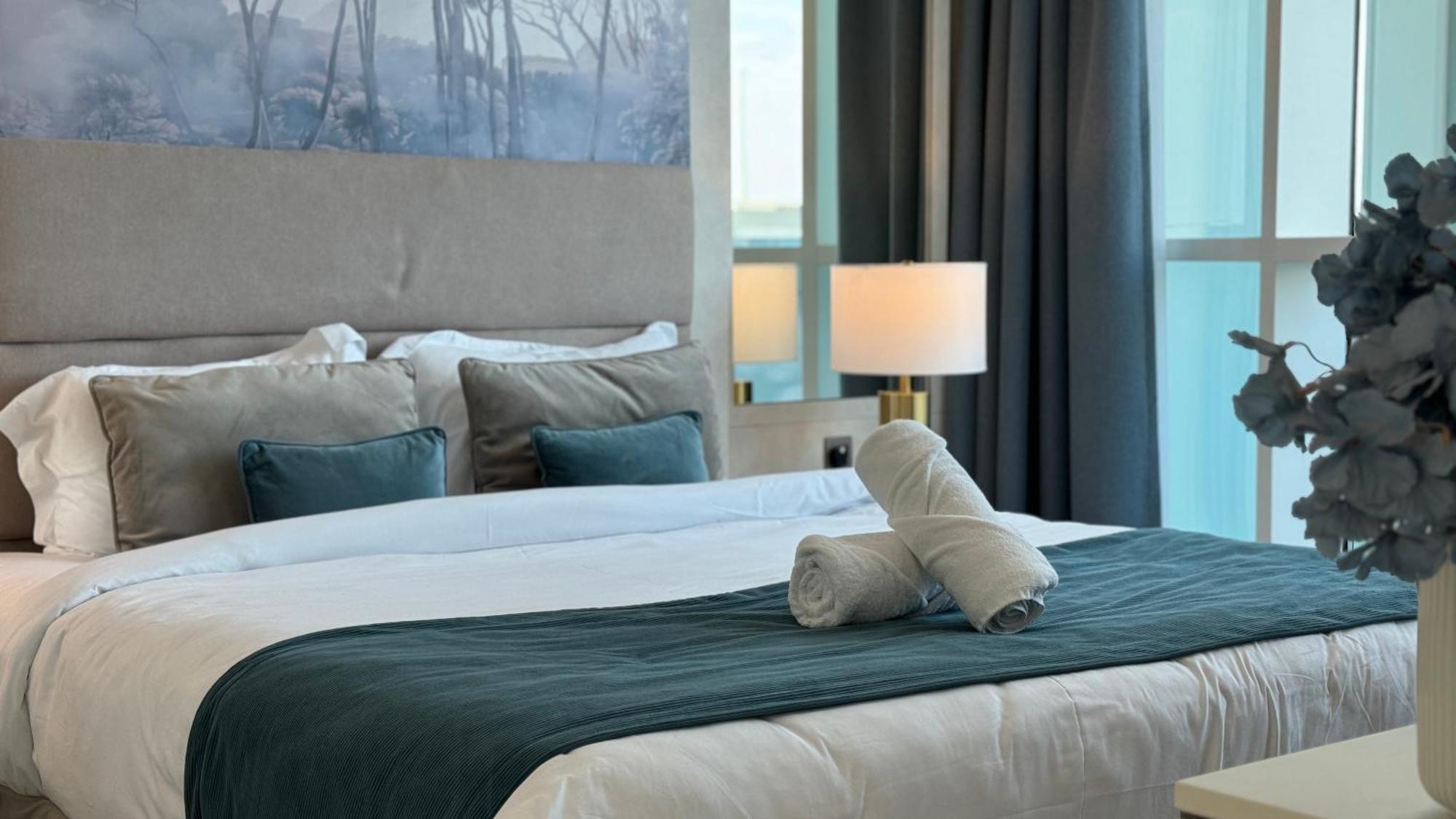 דירות דובאי Magnificent - Damac Distinction Downtown מראה חיצוני תמונה