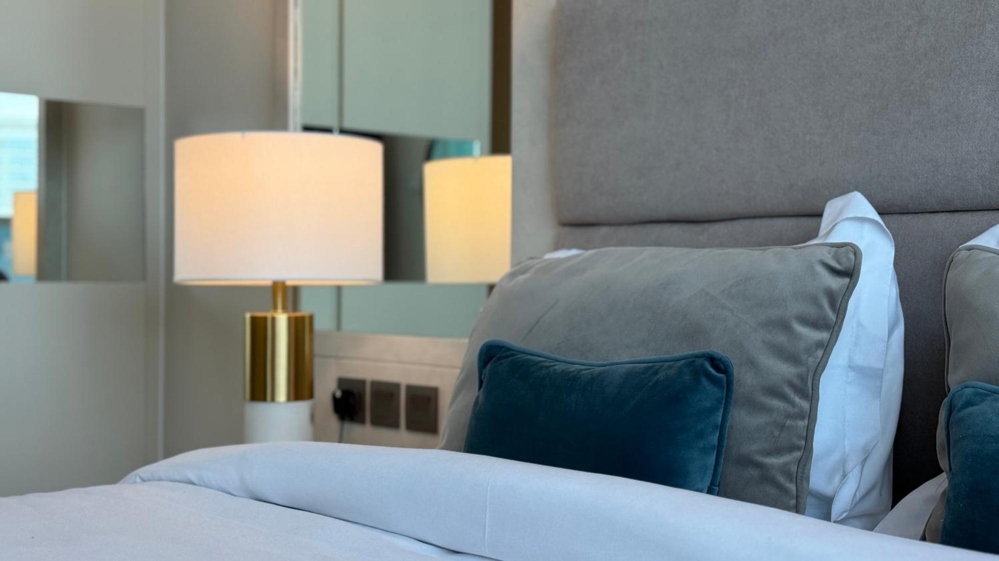 דירות דובאי Magnificent - Damac Distinction Downtown מראה חיצוני תמונה